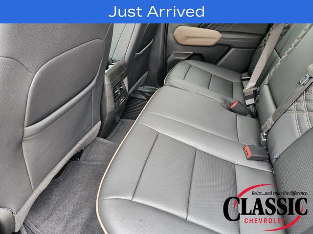 Used 2025 GMC Canyon Denali AWD/4WD image 39