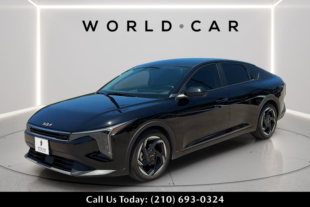 Certified 2025 Kia K4 EX FWD image 3