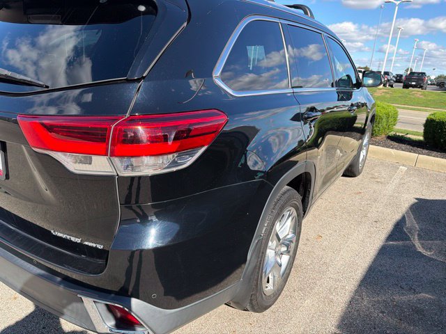 Used 2018 Toyota Highlander Limited AWD/4WD image 6