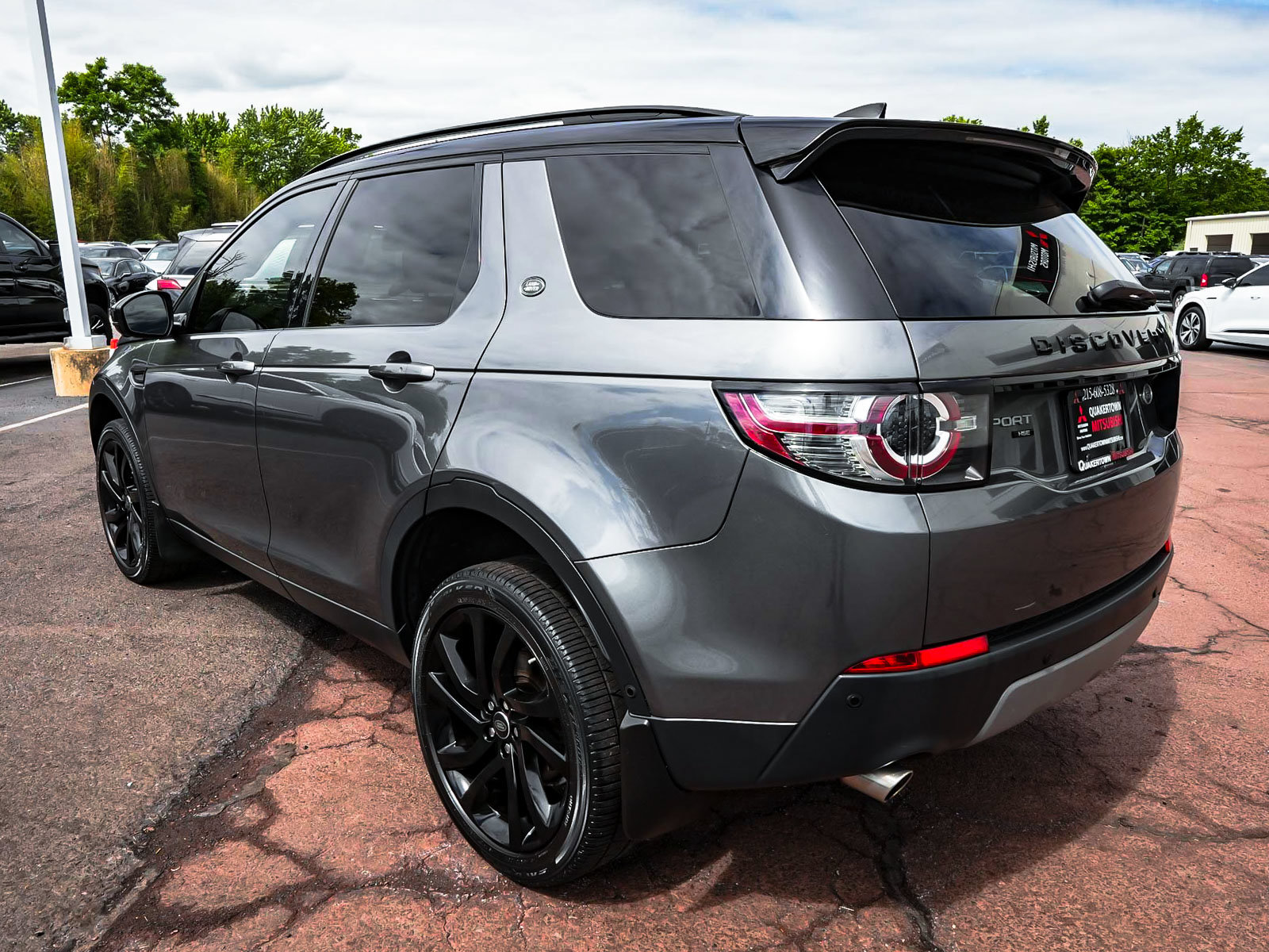Used 2019 Land Rover Discovery Sport HSE Luxury AWD/4WD image 4