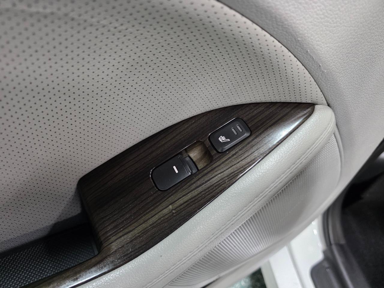 Used 2015 Kia Optima EX w/ EX Premium Package image 21