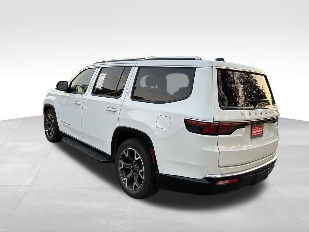Used 2024 Jeep Wagoneer Series III image 3
