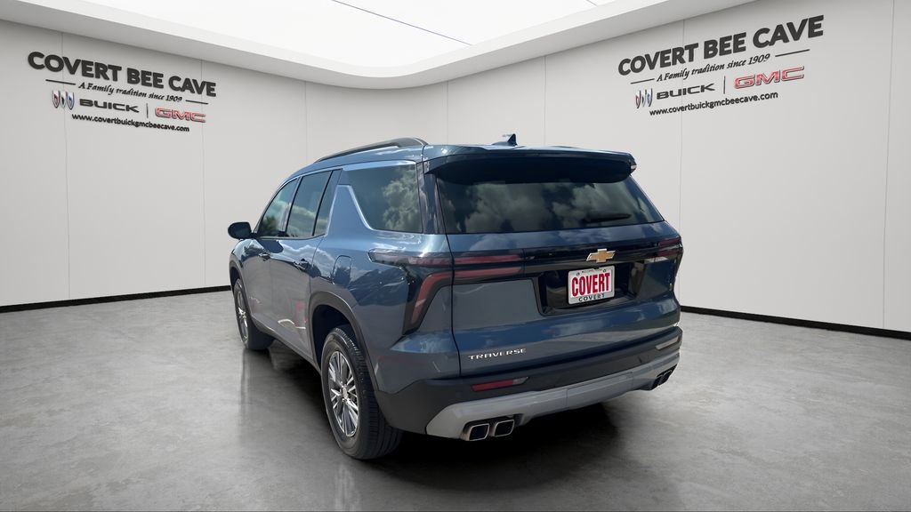 Used 2025 Chevrolet Traverse LT image 7