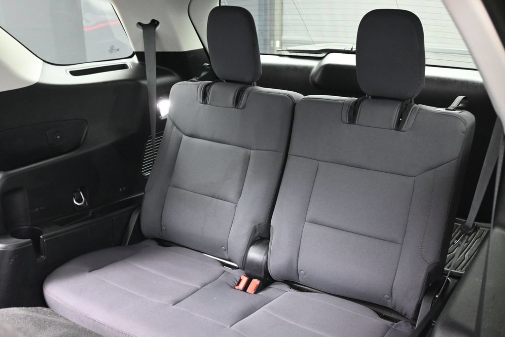 Used 2025 Ford Explorer Active RWD image 39