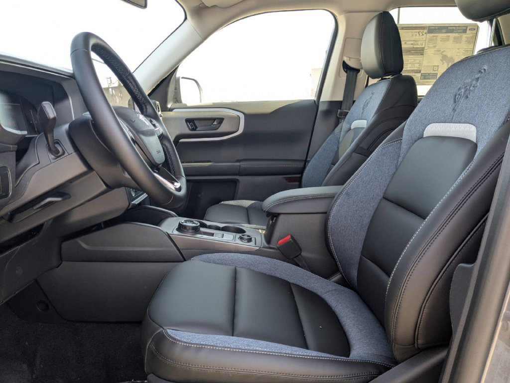 New 2026 Ford Bronco Sport Outer Banks AWD/4WD image 14