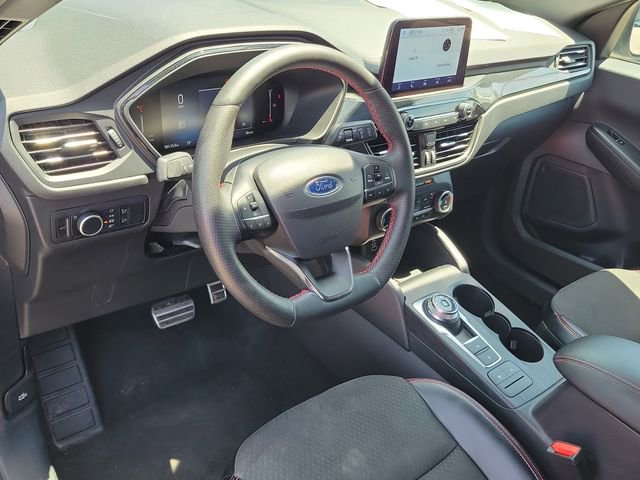 Used 2024 Ford Escape ST-Line w/ Cold Weather Package FWD image 16