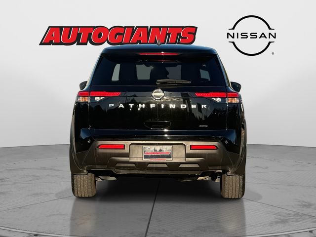 Used 2024 Nissan Pathfinder S image 4