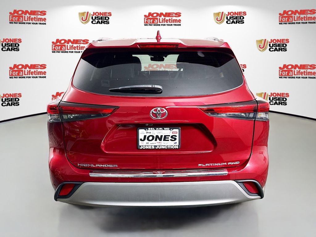 Used 2021 Toyota Highlander Platinum image 16