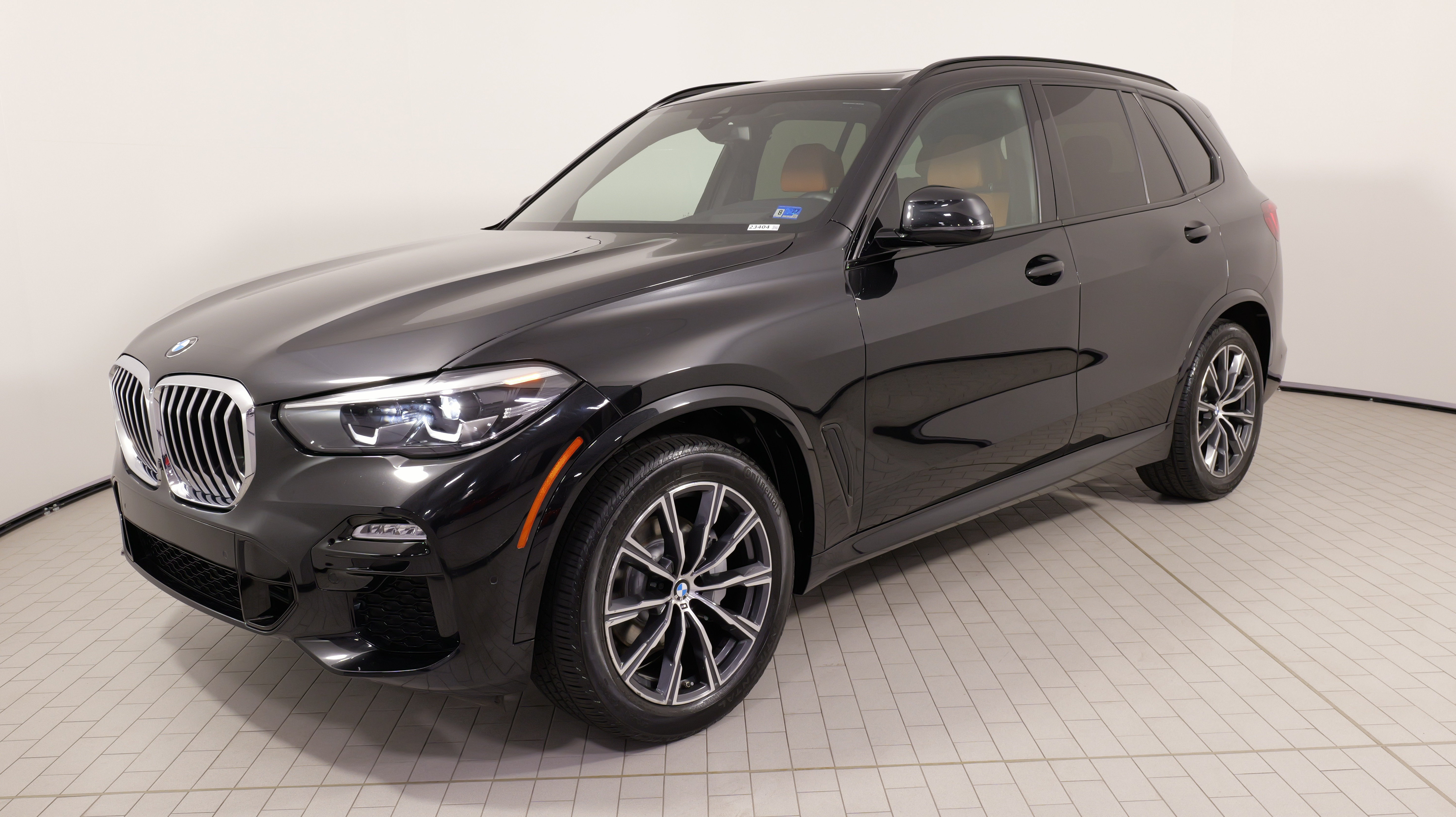 Used 2020 BMW X5 xDrive40i w/ M Sport Package AWD/4WD image 3