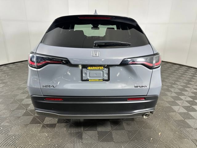 Used 2025 Honda HR-V Sport image 4