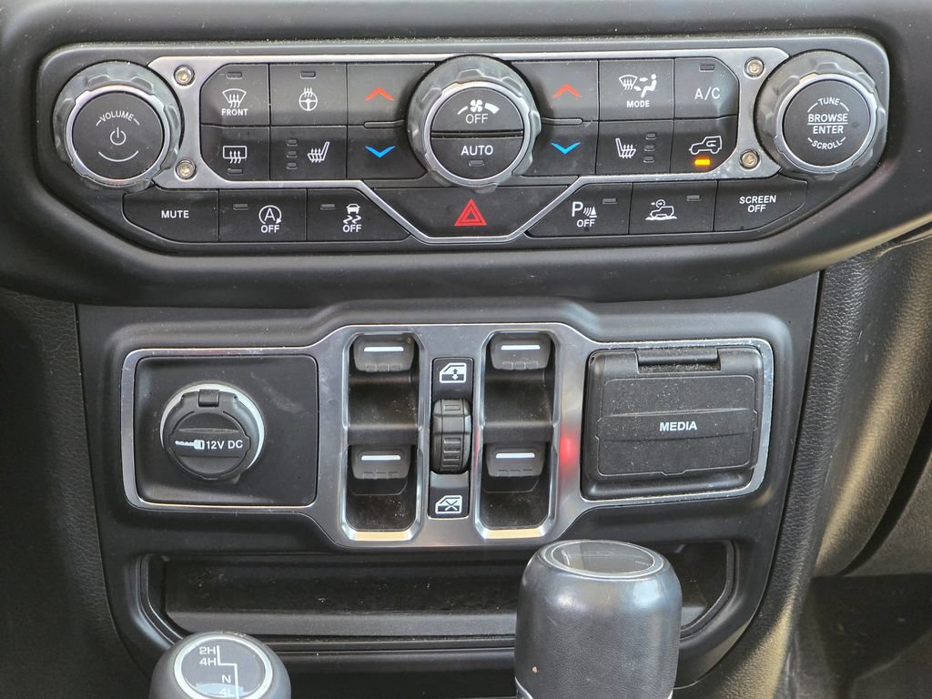Used 2020 Jeep Gladiator Overland AWD/4WD image 21