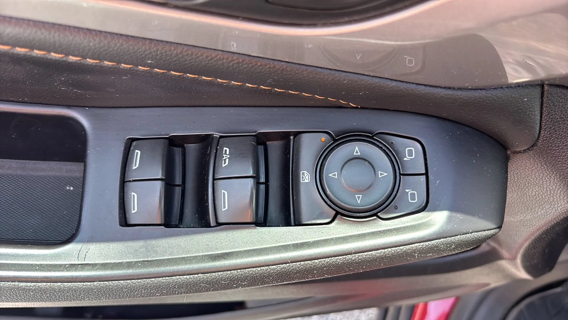 Used 2019 Chevrolet Traverse LT FWD image 21