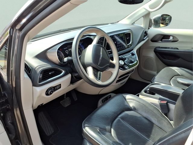 Used 2019 Chrysler Pacifica Limited FWD image 15