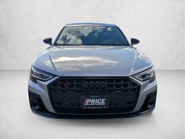 Used 2025 Audi S8 image 2
