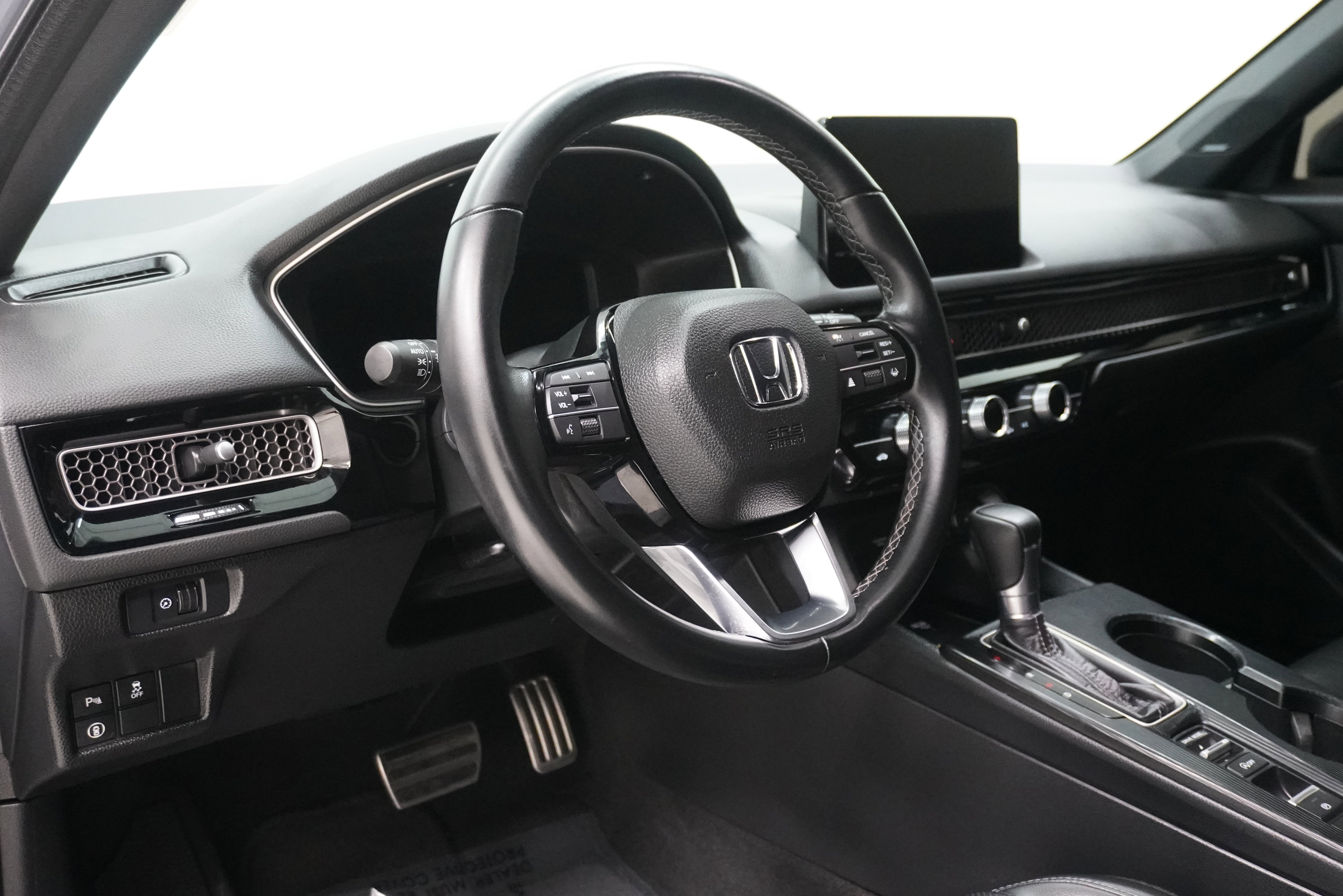 Used 2023 Honda Civic Sport Touring image 9