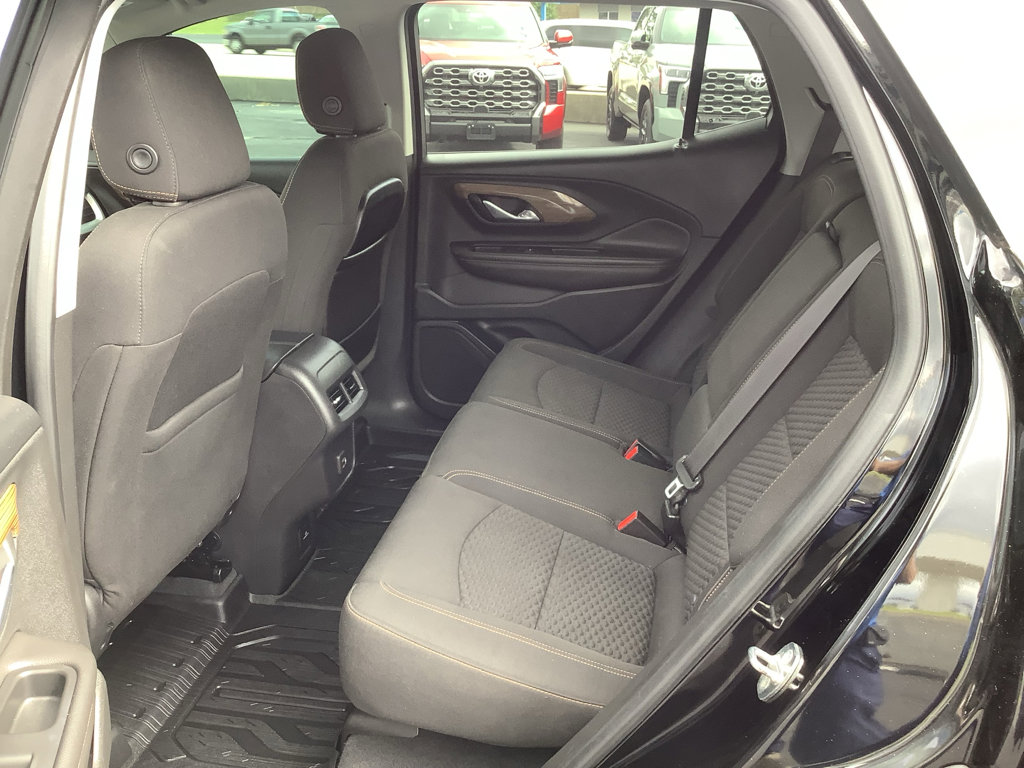 Used 2020 GMC Terrain SLE w/ Driver Convenience Package image 9