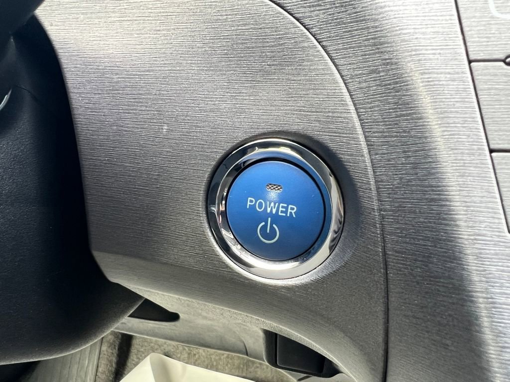 Used 2015 Toyota Prius Two image 23