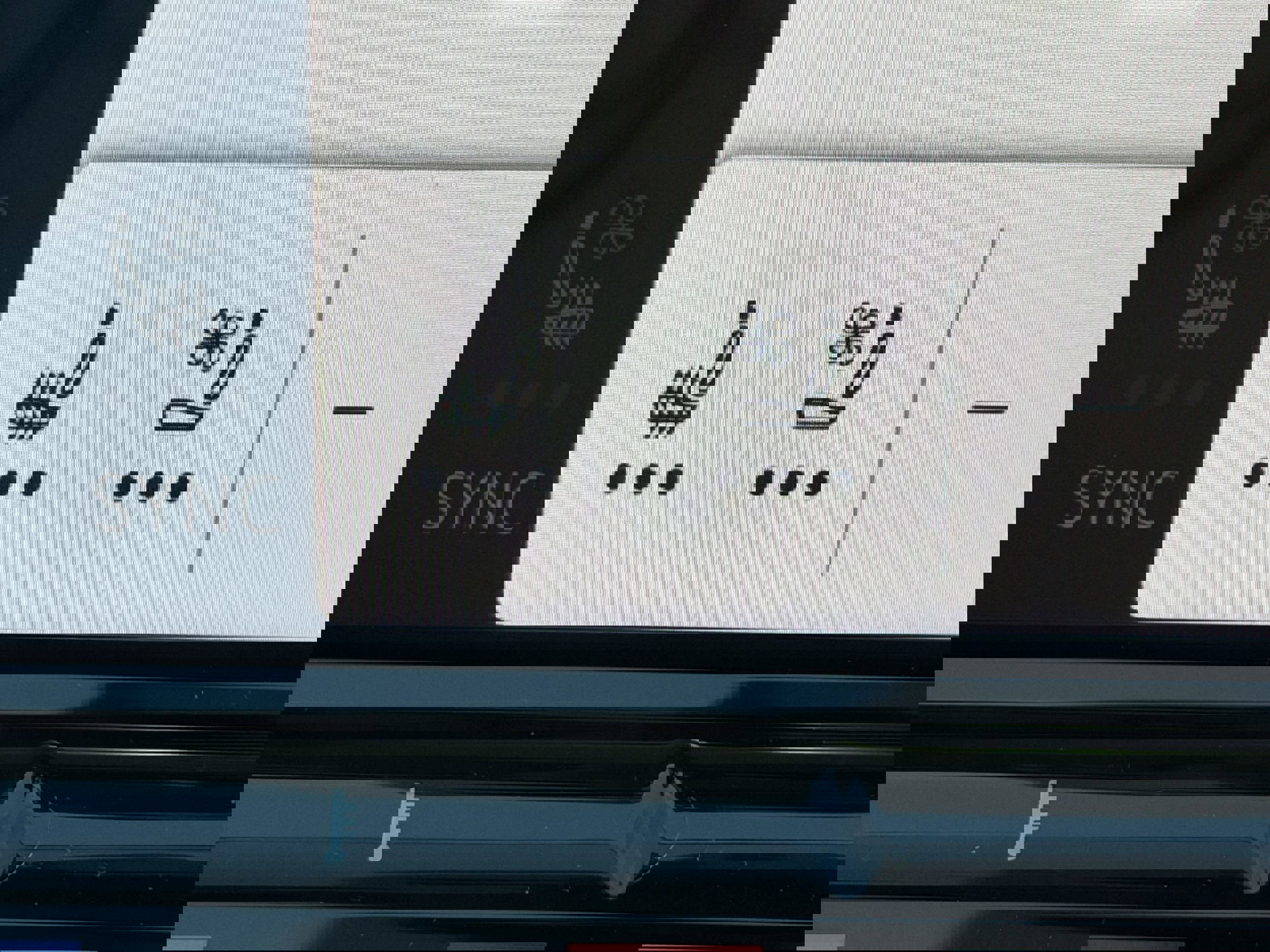 New 2026 Volkswagen Atlas SE image 24