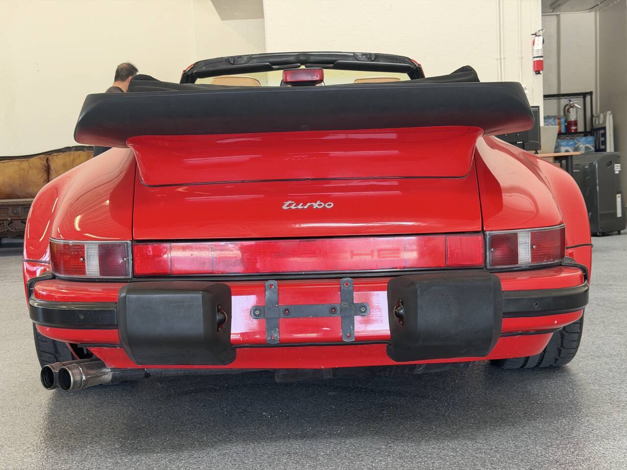 Used 1988 Porsche 911 Carrera RWD image 14