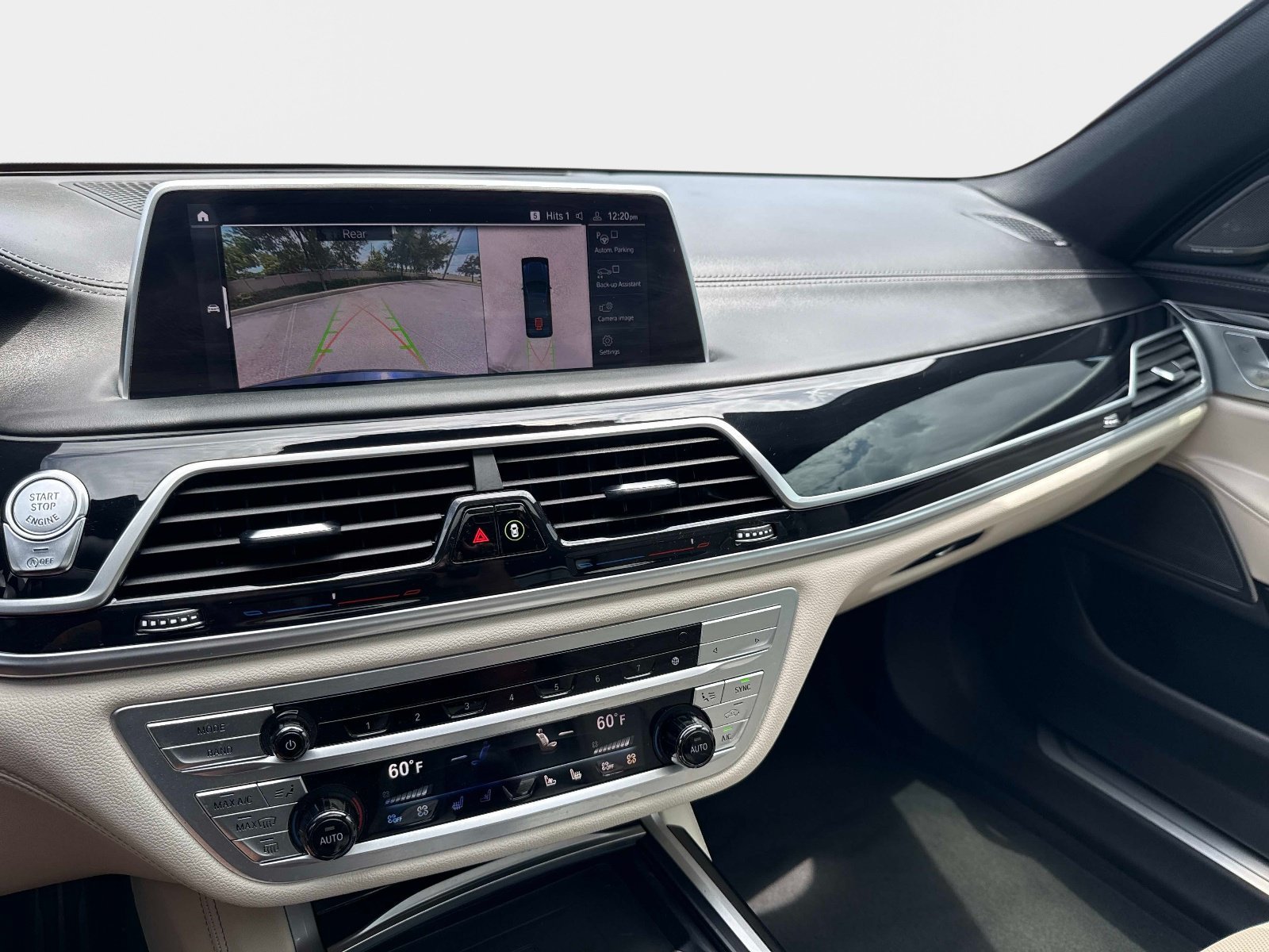 Used 2022 BMW 750i xDrive w/ Executive Package AWD/4WD image 29