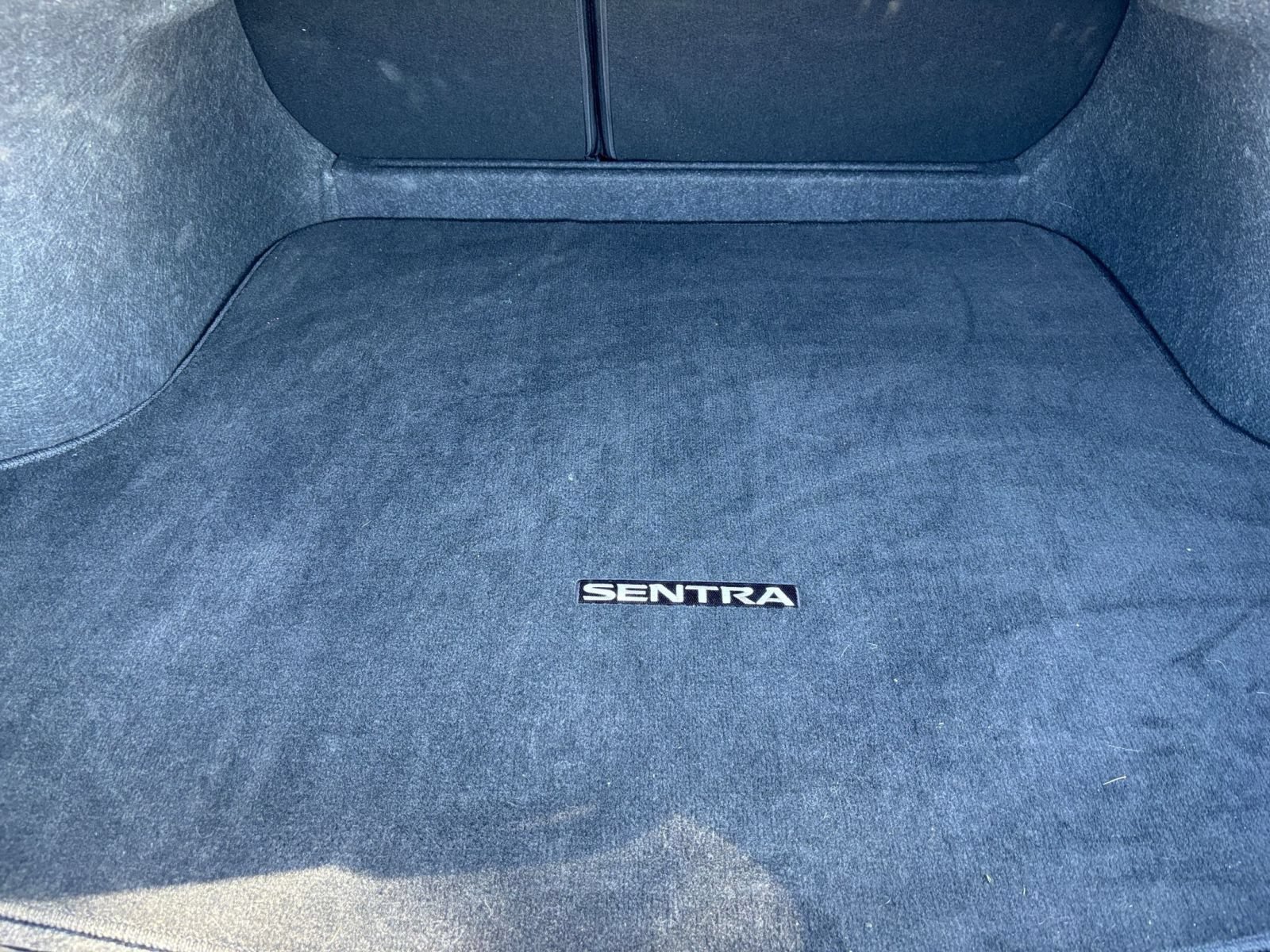Used 2025 Nissan Sentra SV FWD image 24
