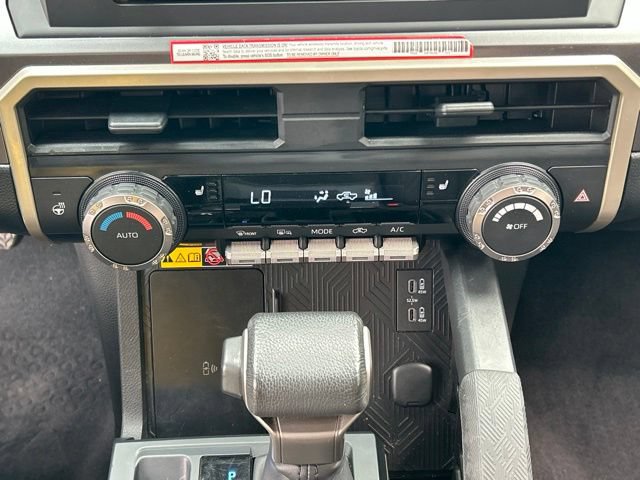 Certified 2025 Toyota Tacoma SR5 AWD/4WD image 62