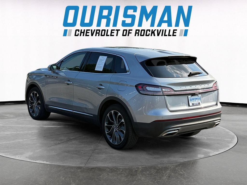 Used 2023 Lincoln Nautilus Reserve AWD/4WD image 4