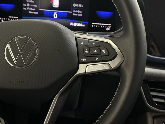 Certified 2022 Volkswagen Taos SE image 30