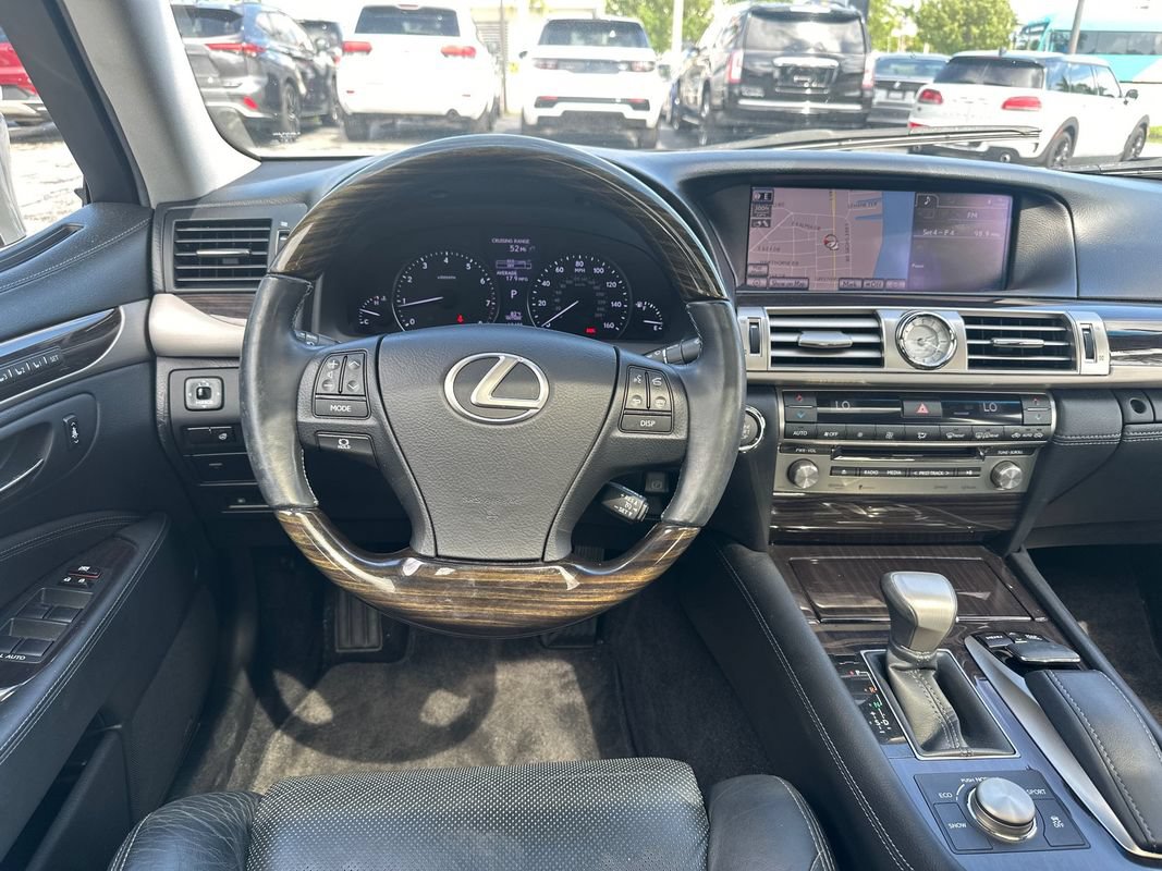 Used 2014 Lexus LS 460 w/ Comfort Package RWD image 25