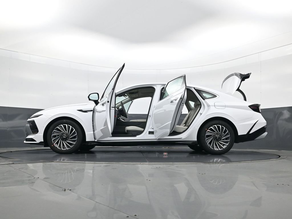 New 2026 Hyundai Sonata Limited FWD image 34