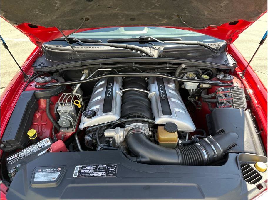 Used 2005 Pontiac GTO image 34