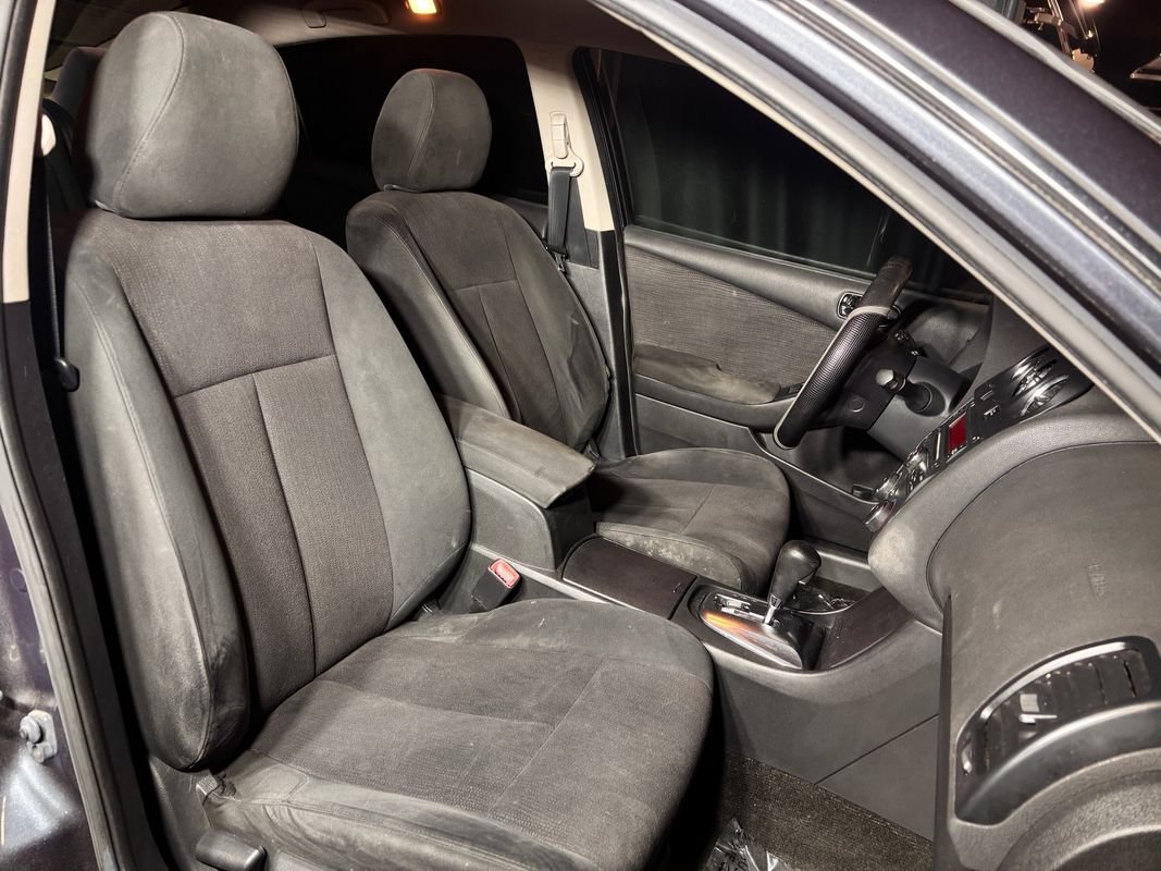 Used 2011 Nissan Altima 2.5 S FWD image 17