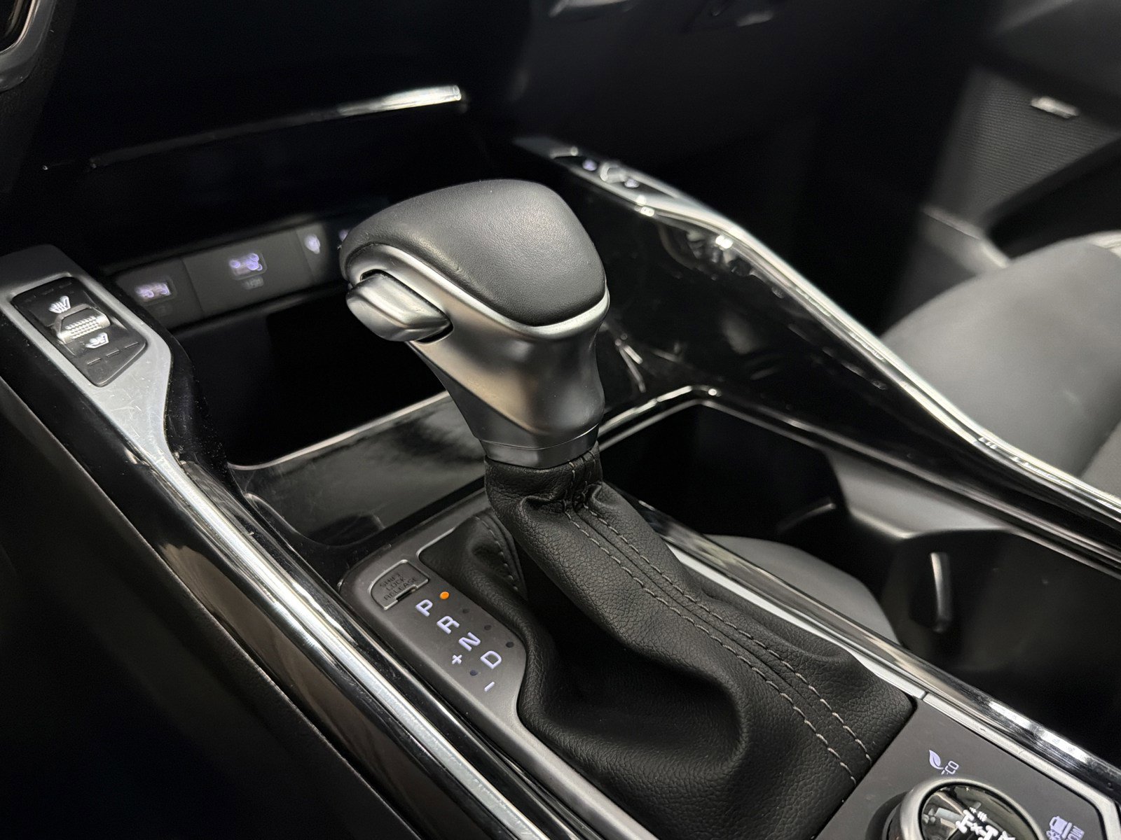 Used 2023 Kia Sorento SX AWD/4WD image 24