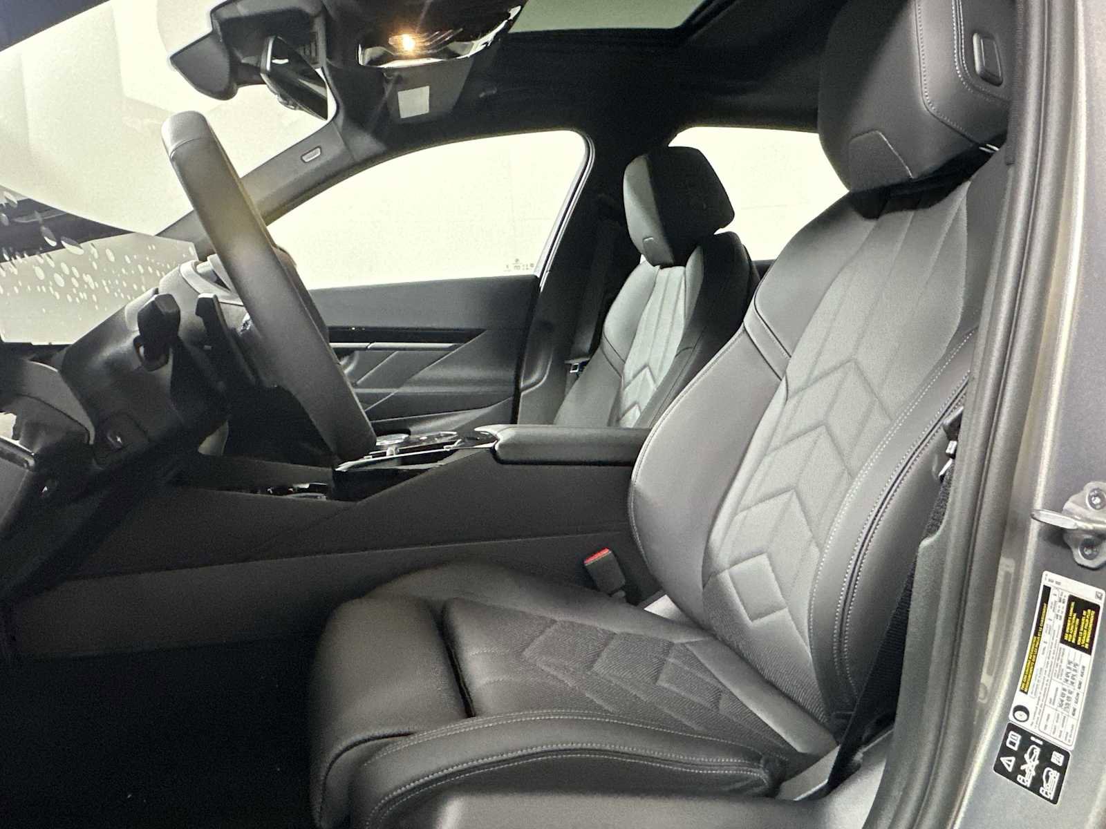 New 2026 BMW 530i xDrive w/ Premium Package image 11