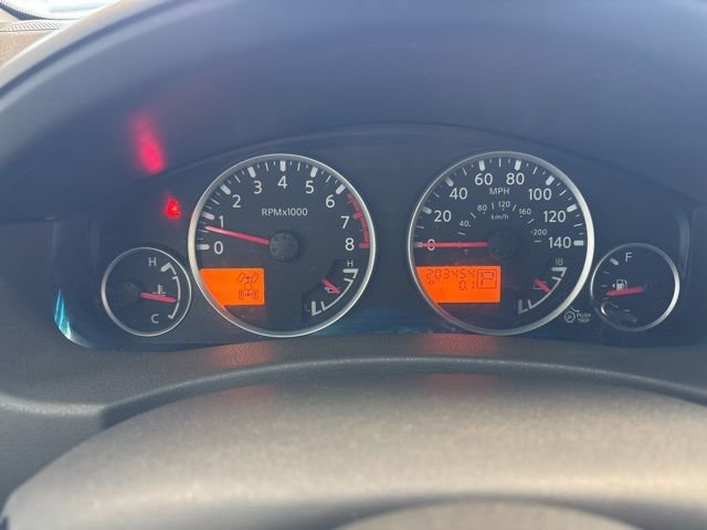 Used 2010 Nissan Pathfinder SE image 27