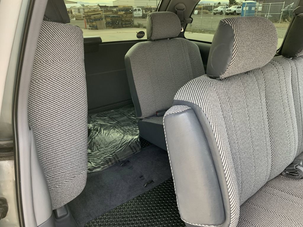 Used 1992 Toyota Previa Deluxe RWD image 14