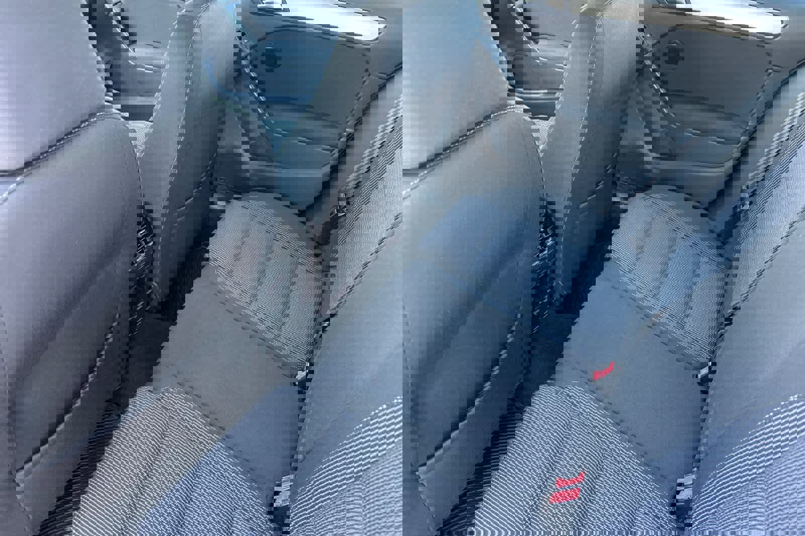 Used 2012 Volkswagen Golf TDI image 4