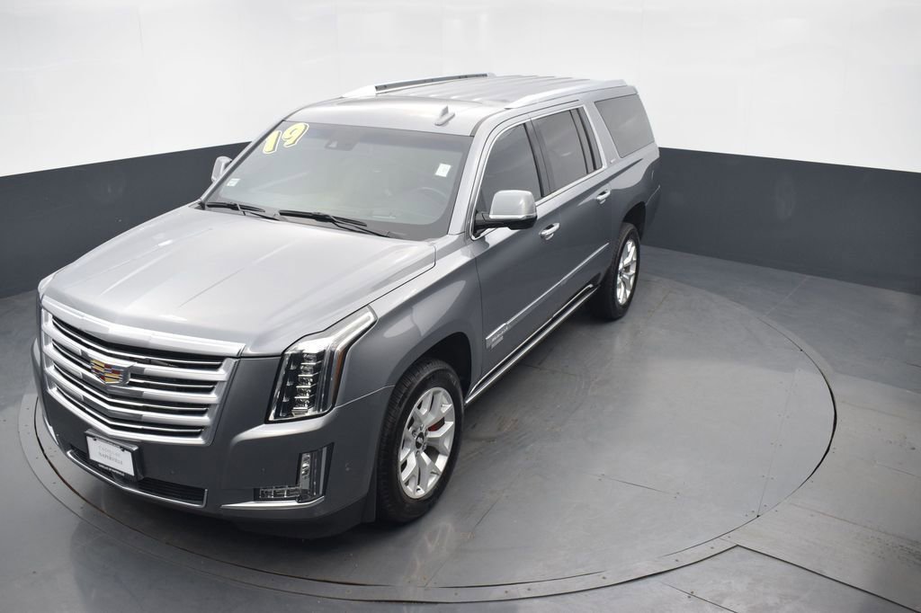 Used 2019 Cadillac Escalade ESV Platinum AWD/4WD image 46