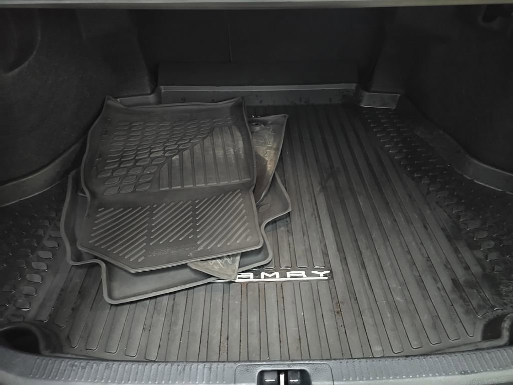 Used 2023 Toyota Camry LE image 11