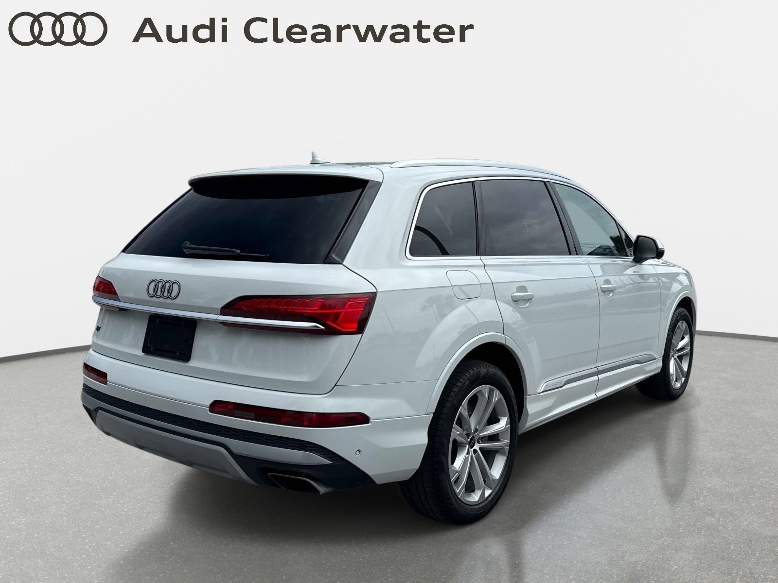 Used 2025 Audi Q7 3.0T Premium Plus AWD/4WD image 4