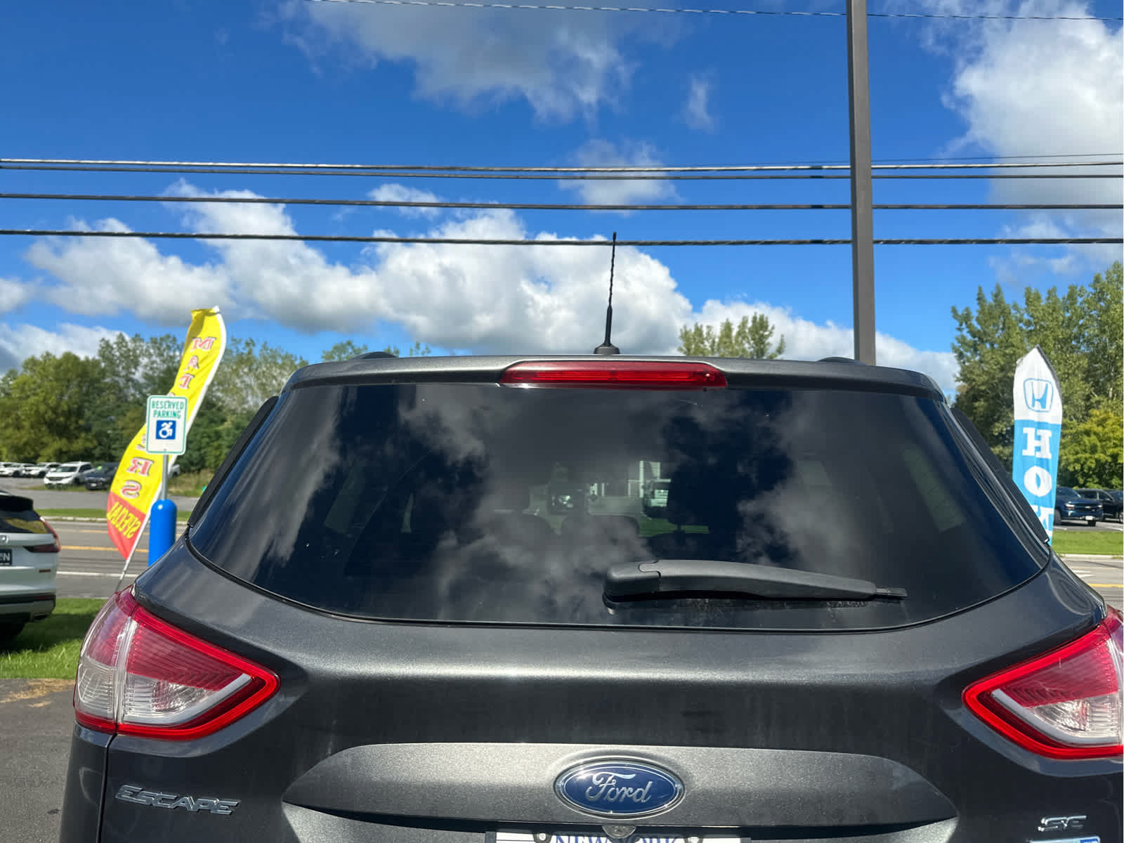 Used 2016 Ford Escape SE w/ Equipment Group 201A AWD/4WD image 4