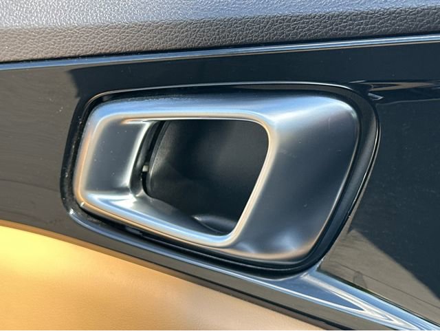 Certified 2023 Kia Carnival EX image 35