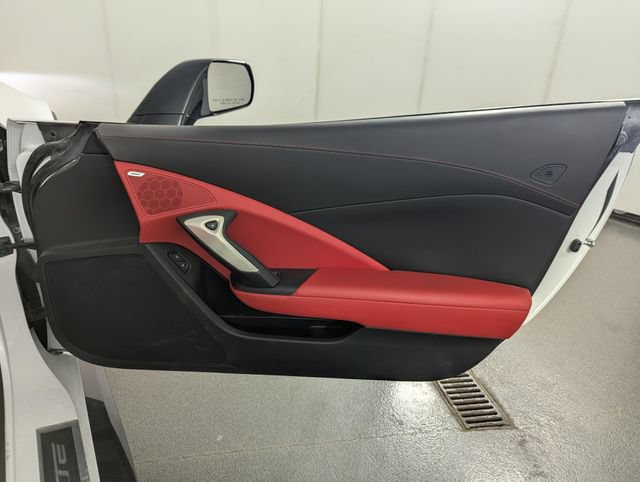 Used 2017 Chevrolet Corvette Z06 RWD image 18