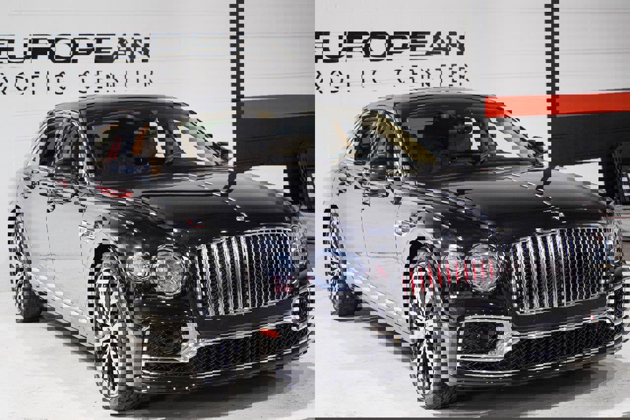 Used 2022 Bentley Flying Spur V8 image 29