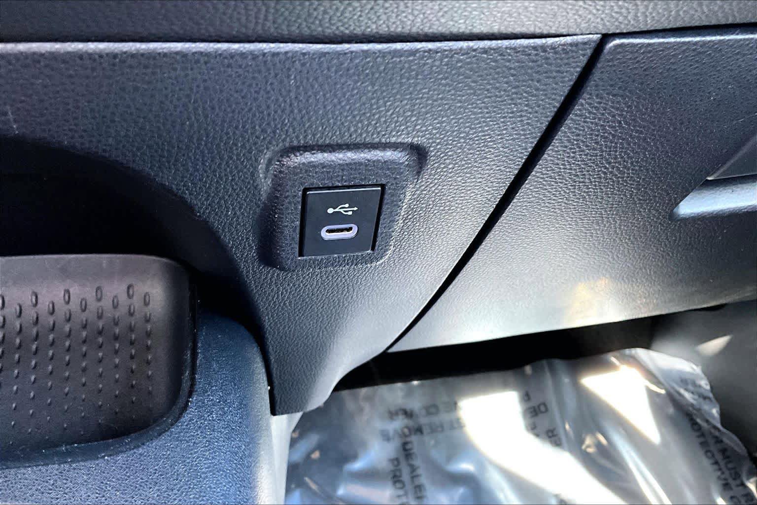 Used 2024 Toyota Corolla LE FWD image 34