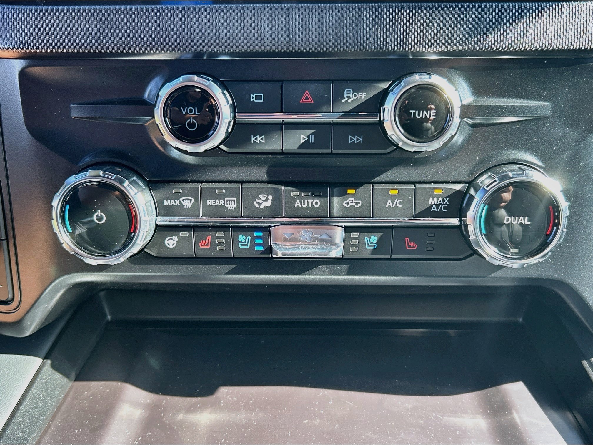 New 2026 Ford F350 Platinum AWD/4WD image 11