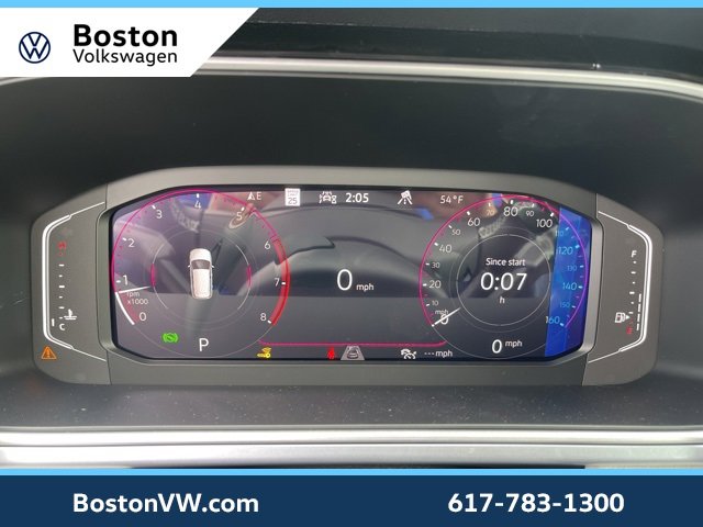 New 2025 Volkswagen Taos SEL image 14