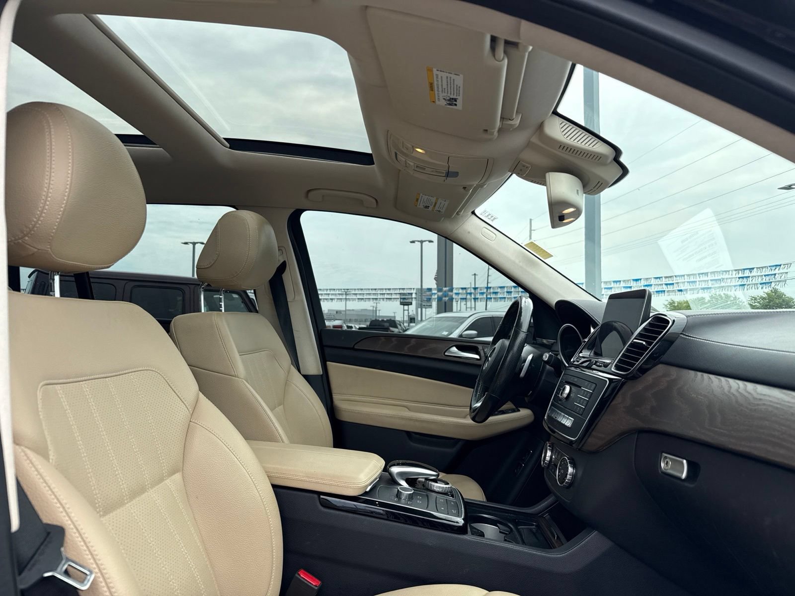 Used 2019 Mercedes-Benz GLS 450 4MATIC image 7