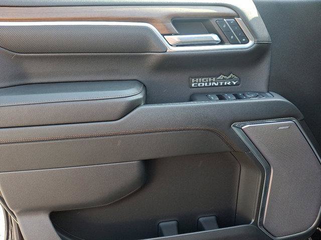 Used 2024 Chevrolet Silverado 1500 High Country w/ High Country Premium Package image 12