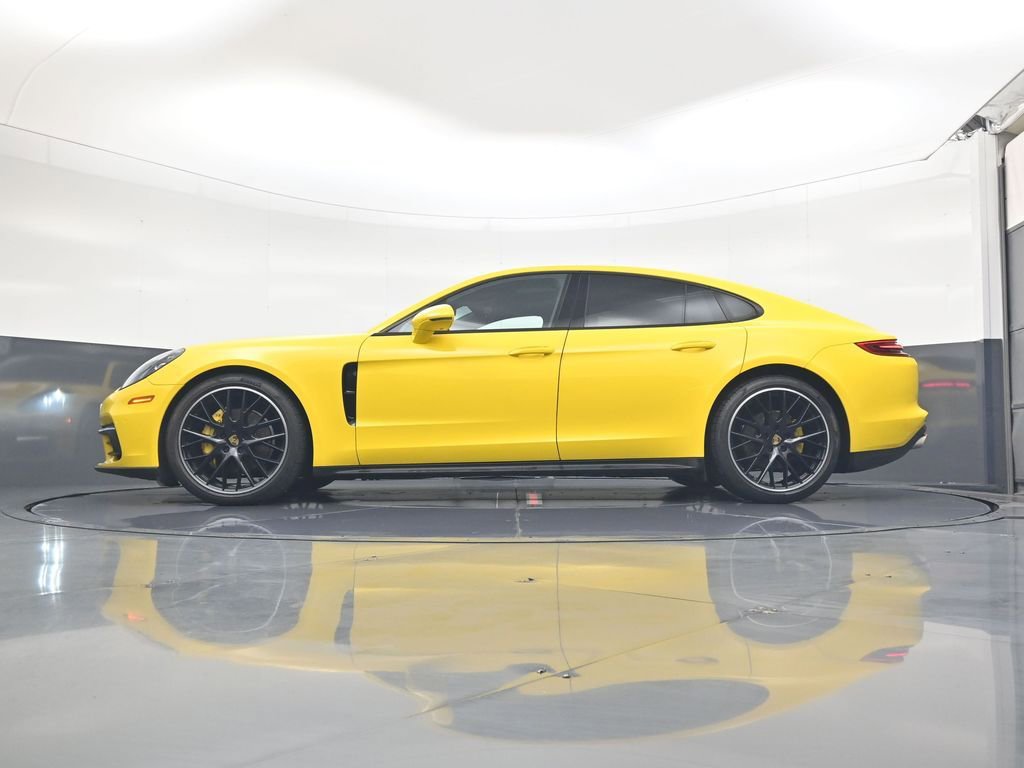 Used 2018 Porsche Panamera 4 image 10
